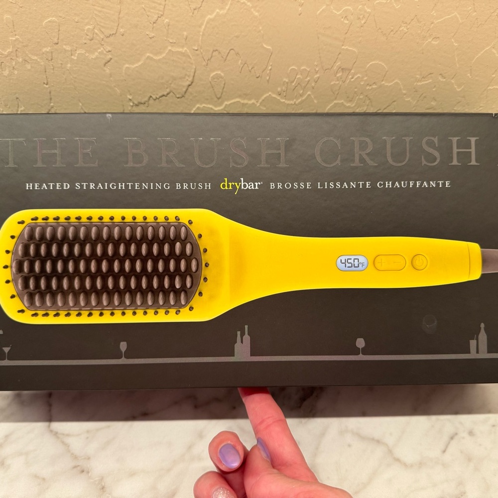 DryBar straightening brush